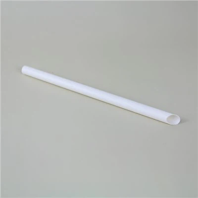 Palletes blanques de paper afilat